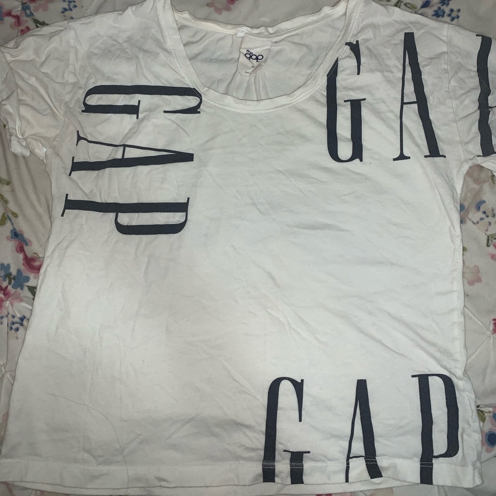 White t shirt